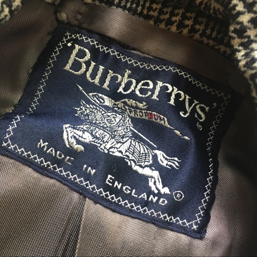 **SOLD** Burberry Wool Houndstooth Trench Coat - Picture 2 of 7